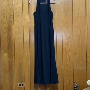 Vera Wang Sleeveless V-Neck maxi dress
